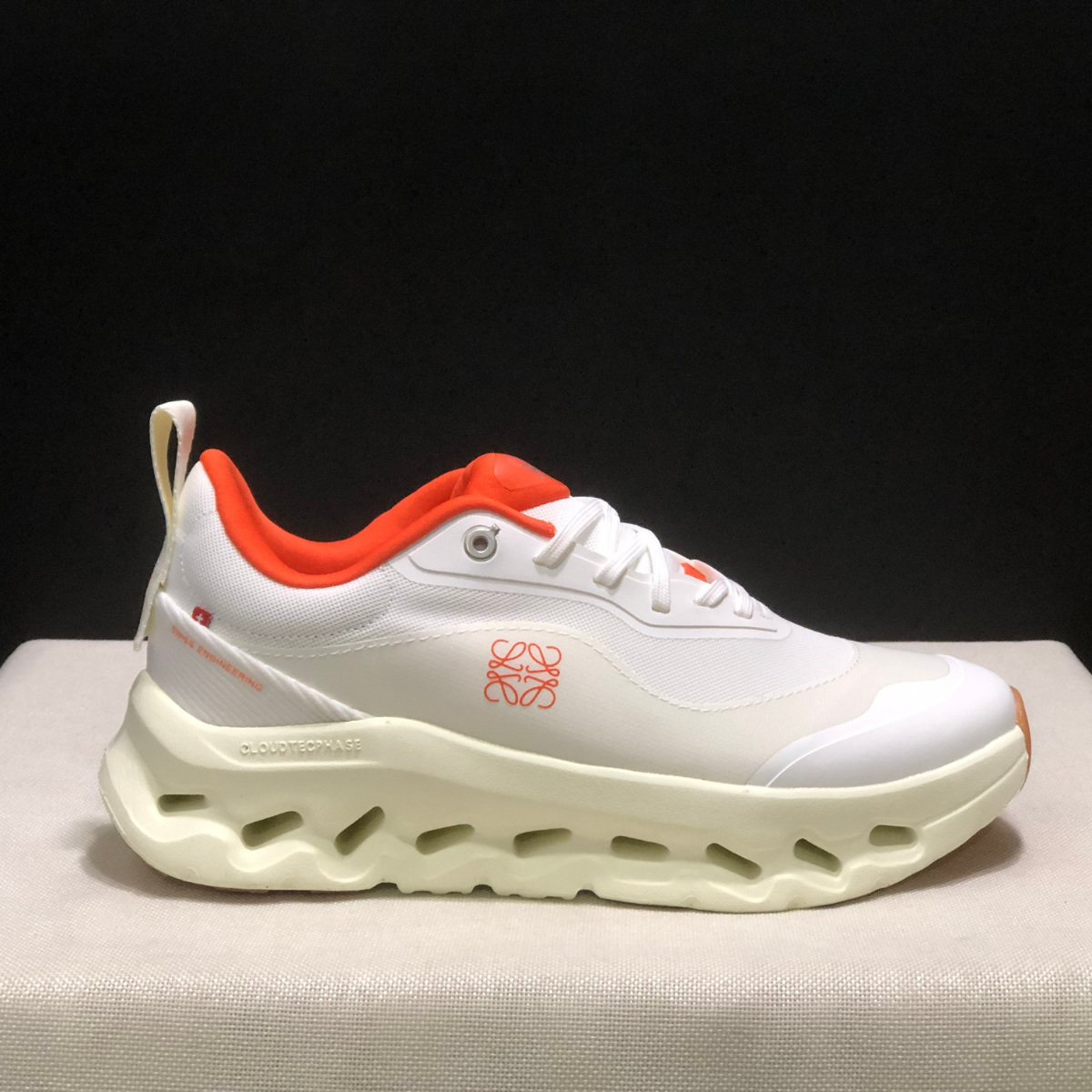 Clоudtіlt x L°еwе - Orange