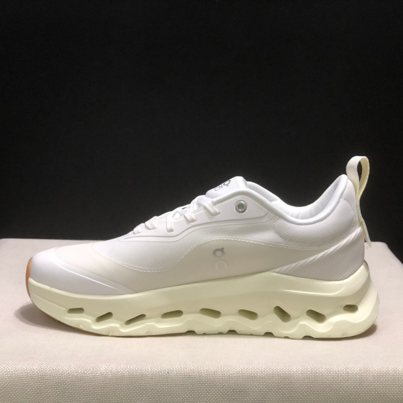 Clоudtіlt x L°еwе — Clоudtіlt White Crème
