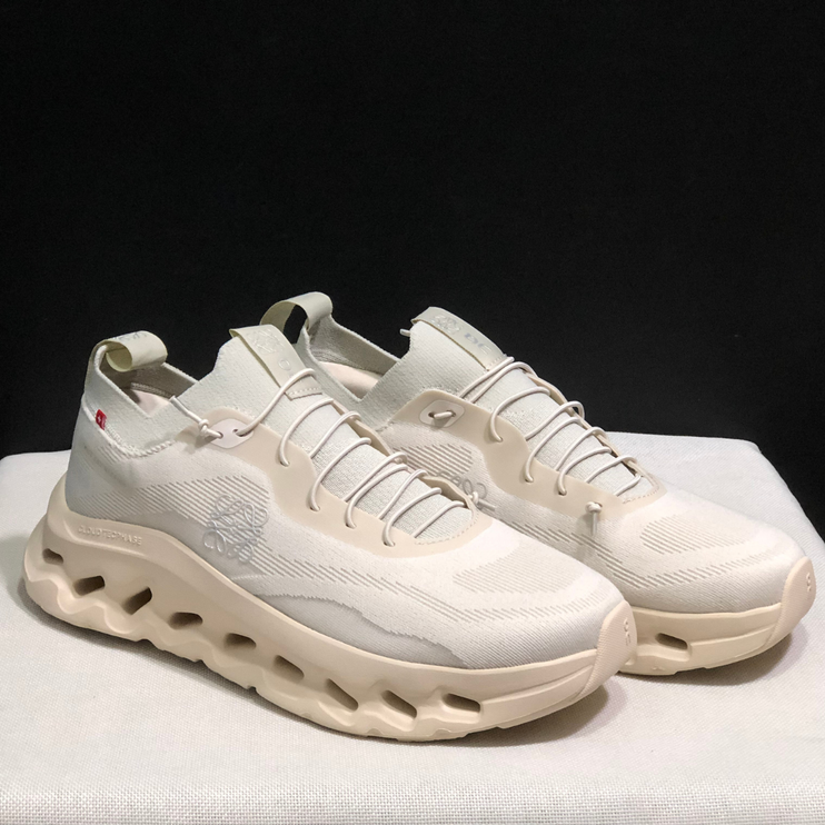 Cloudtilt × Loewe — Cloudtilt Crème 2.0