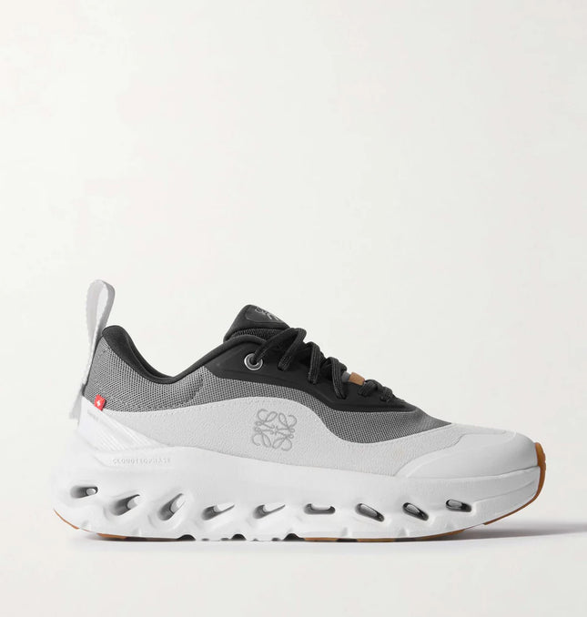 On Cloud × Loewe — Cloudtilt Gris Blanc