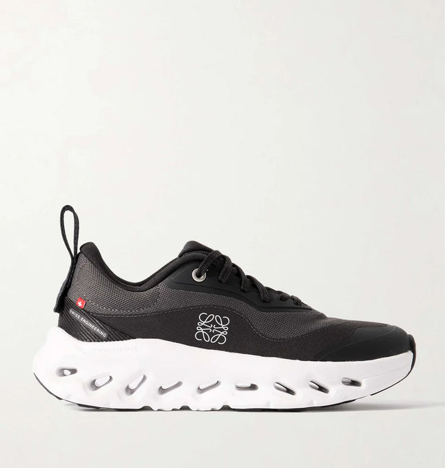 On Cloud × Loewe — Cloudtilt Noir et Blanc