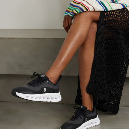 On Cloud × Loewe — Cloudtilt Noir et Blanc